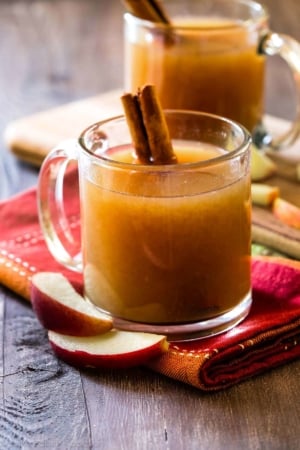 homemade apple cider in glass mugs