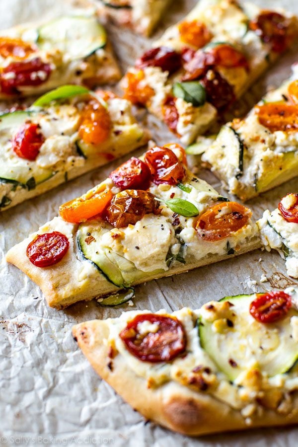 zucchini ricotta flatbread